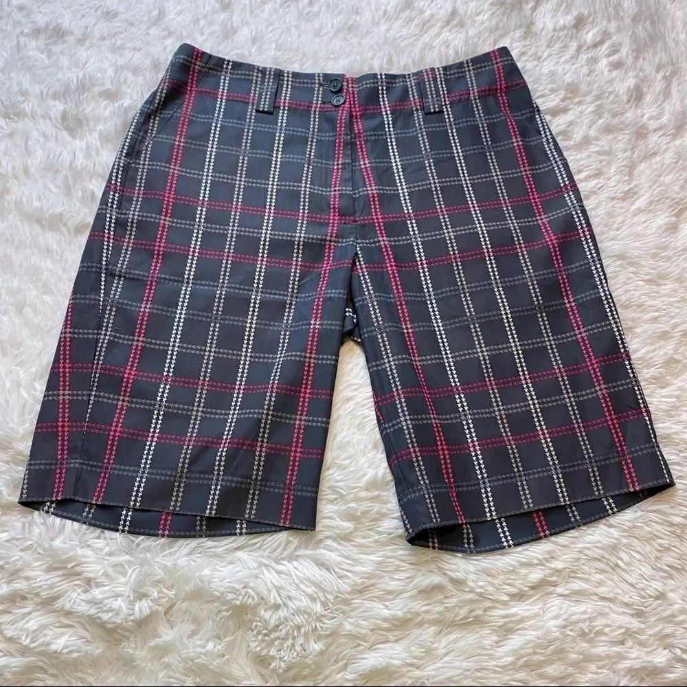 Nike Golf Shorts Size 8